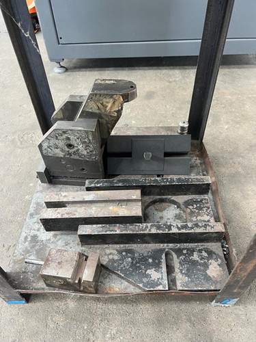 Haeger 824 WT—2H Windows Touch Insertion Press, photo 4