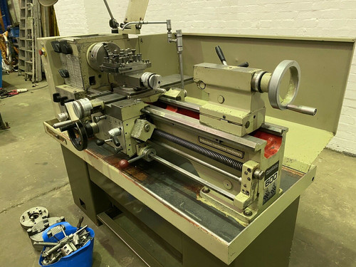 Harrison M300 Gap Bed Centre Lathe, photo 2