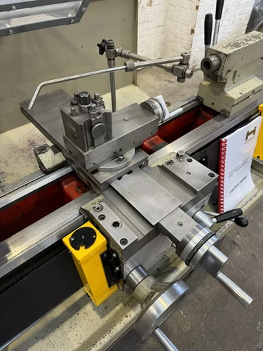 Harrison M300 Straight Bed Centre Lathe (Single Phase), photo 7
