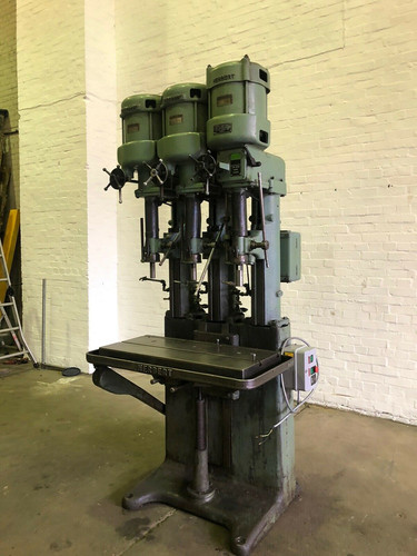 Herbert Bank Of 3 Pillar Drills, photo 1