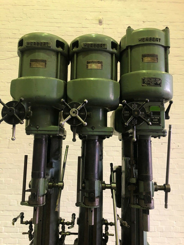 Herbert Bank Of 3 Pillar Drills, photo 8