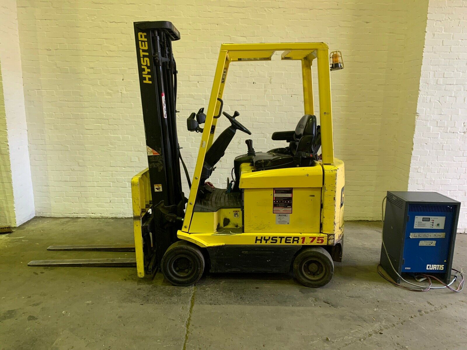 Hyster E1.75XM Electric Forklift Truck
