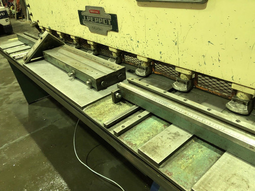 Jean Perrot (France) Mechanical Guillotine 2550mm x 5mm, photo 3