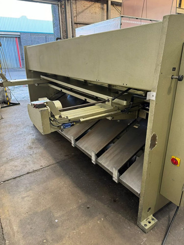 K & B 3m x 6mm Hydraulic Guillotine, photo 8