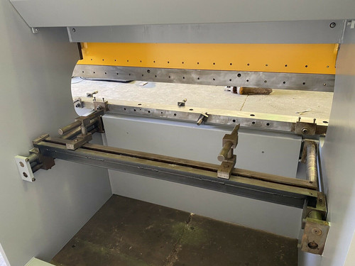 K & B (Holland) 2m Hydraulic Press Brake, photo 4
