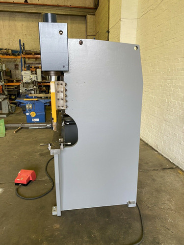 K & B (Holland) 2m Hydraulic Press Brake, photo 8