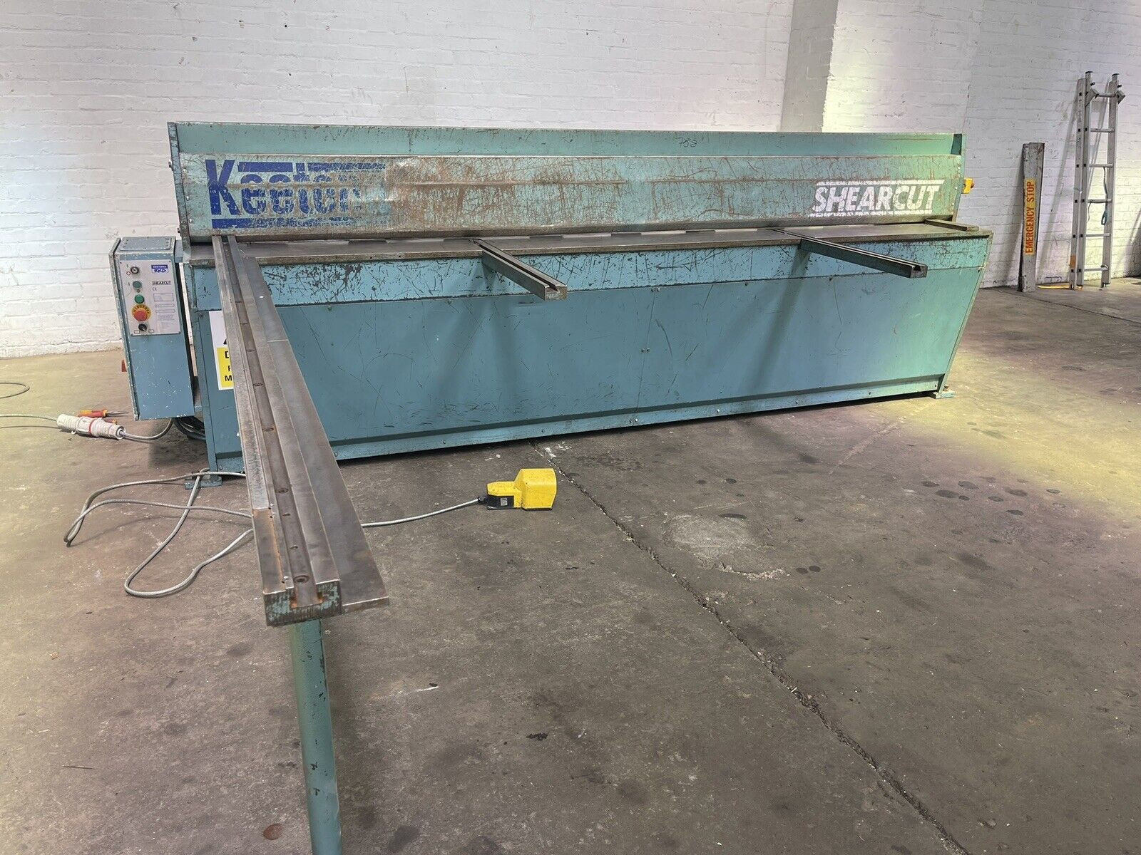Keetona Shearmaster 3m Sheet Metal Guillotine