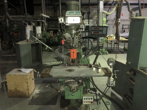 King Rich V2000 Turret Miller (Acu-Rite 2-axis DRO), photo 3