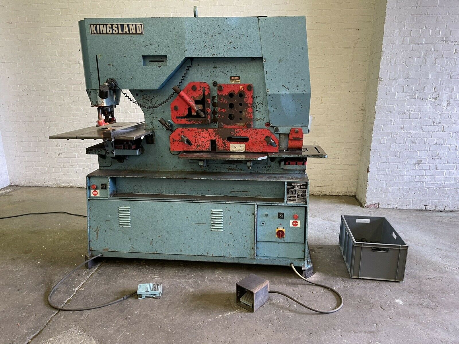 KINGSLAND 115XS Hydraulic Universal Steelworker