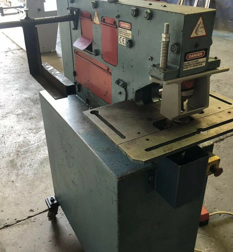 Kingsland 40xm Hydraulic Universal Ironworker 40 Ton, photo 3