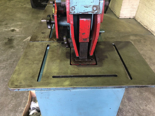 Kingsland 45XA Hydraulic Universal Iron Worker, photo 4