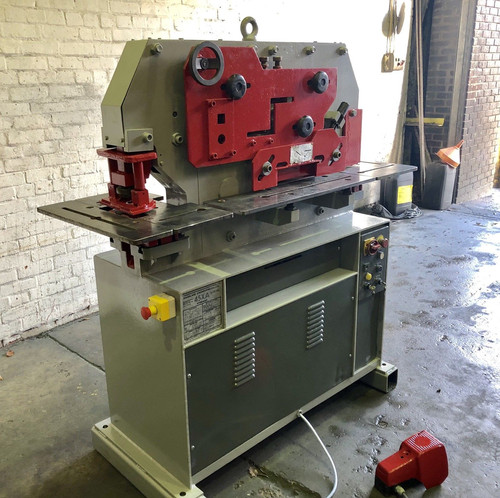 Kingsland 45XA Hydraulic Universal Iron Worker, photo 1