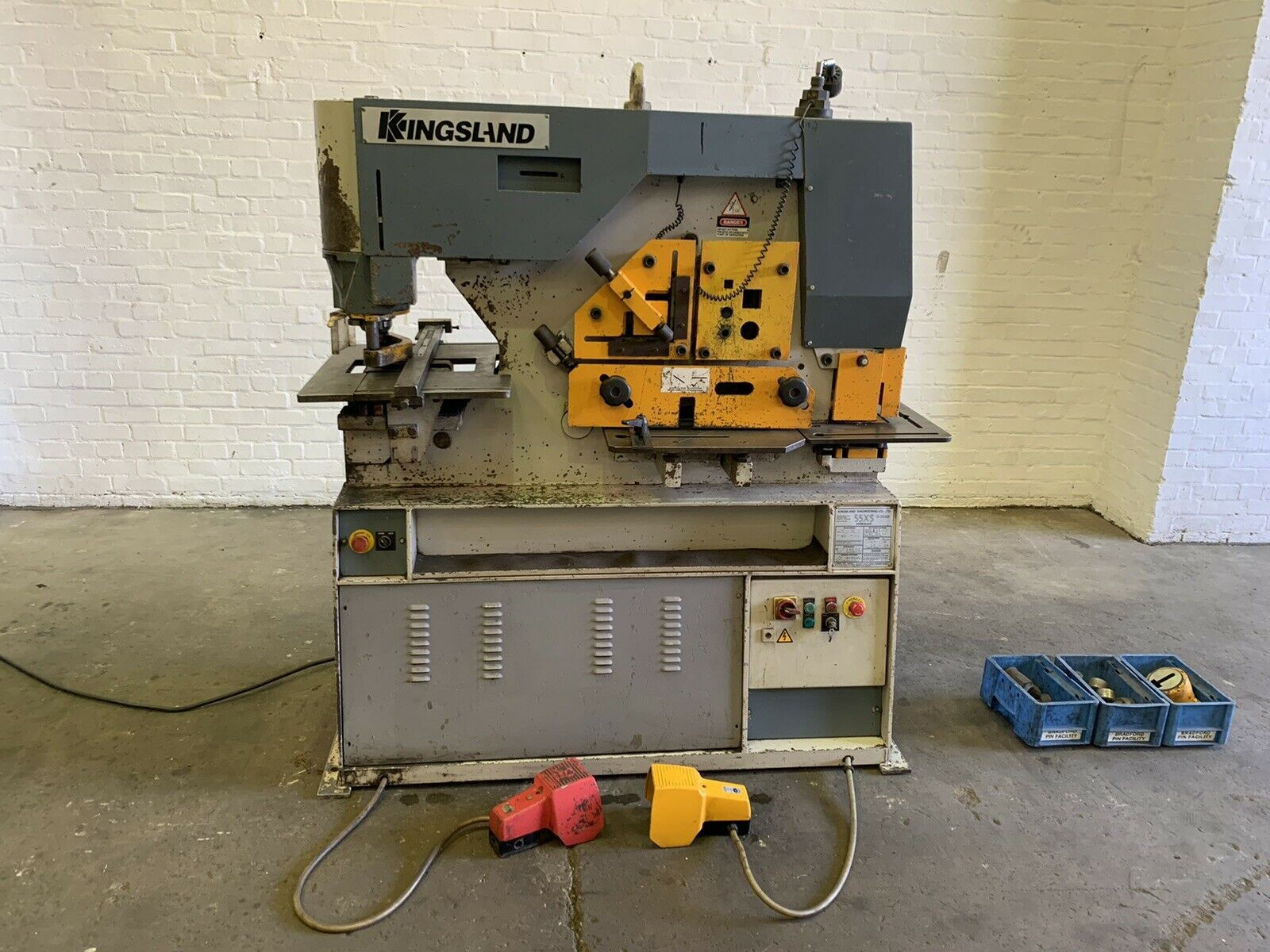 Kingsland 55XS Hydraulic Universal Steelworker