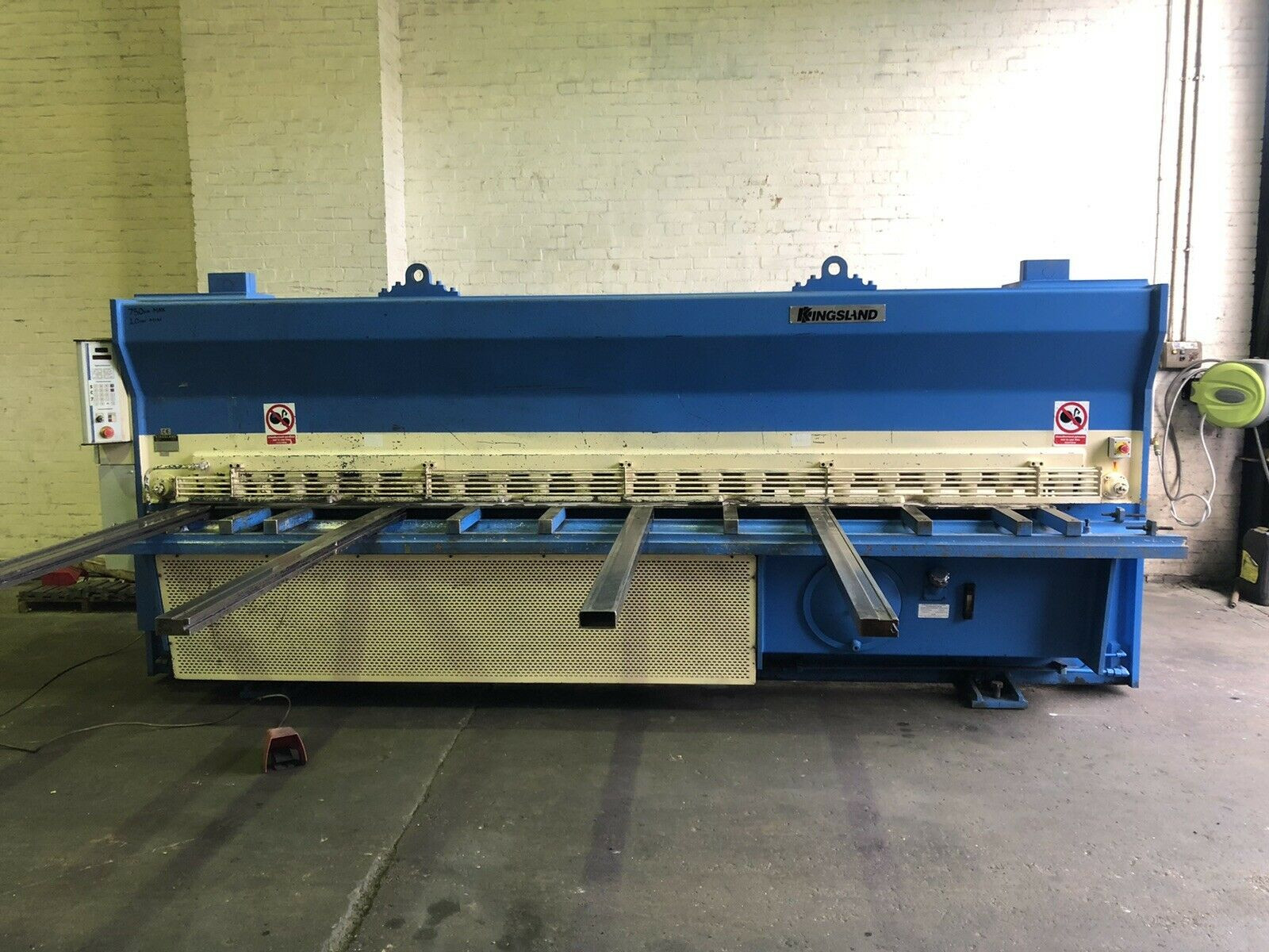 Kingsland KTSLX 4006 4m Hydraulic Shear