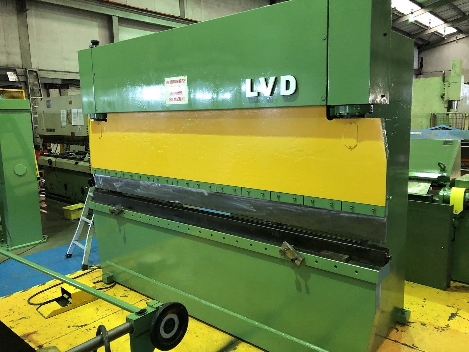 LVD Hydraulic Press Brake 3m x 80 tons