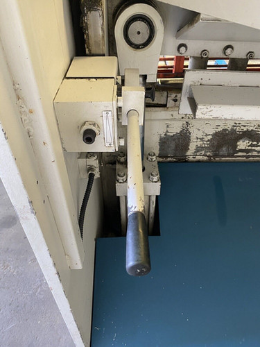 LVD Model HST 25/6 Hydraulic Sheet Metal Guillotine, photo 5