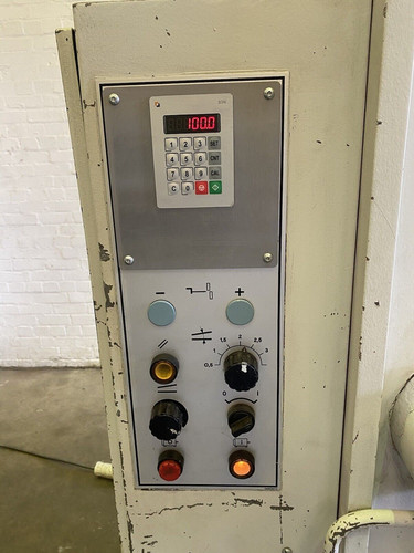 LVD Model HST 25/6 Hydraulic Sheet Metal Guillotine, photo 8