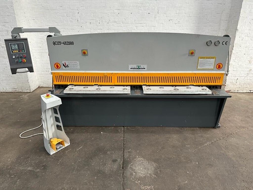 Mantech 2.5m Hydraulic Sheet Metal Guillotine, photo 3