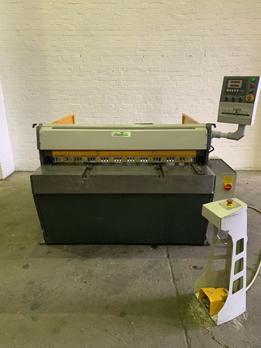 Mantech 3.5mm Sheet Metal Guillotine, photo 1