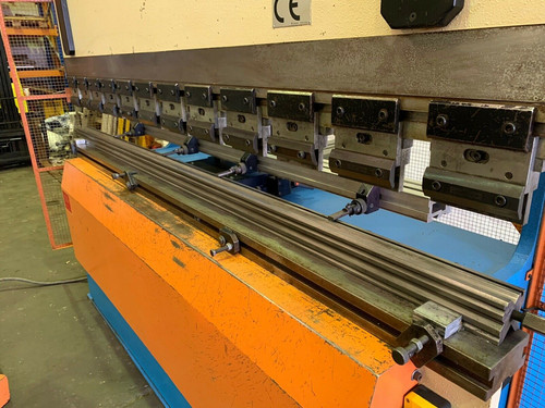 Megoform Hydraulic CNC Press Brake, photo 5