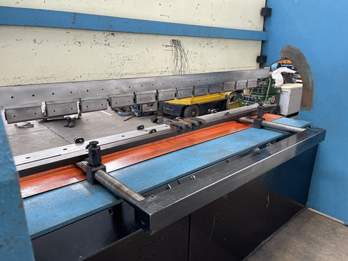 Megoform PB30100 Hydraulic Press Brake, photo 6