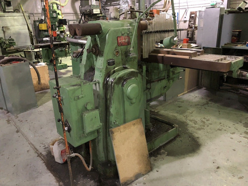 Milwaukee Kearney & Trecker Horizontal Milling Machine, photo 4