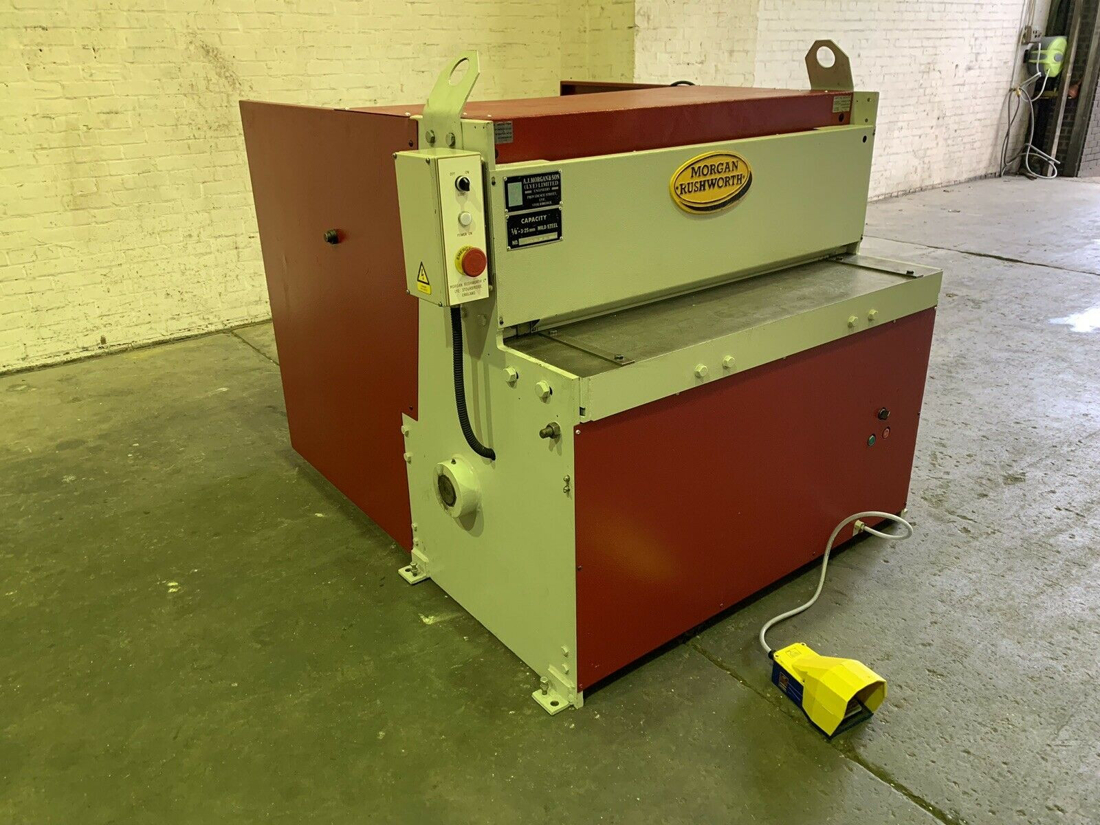 Morgan Rushworth DDPG 1000 Sheet Metal Guillotine