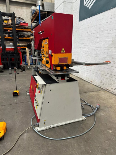Morgan Rushworth HST 70 Universal Hydraulic Ironworker, photo 8