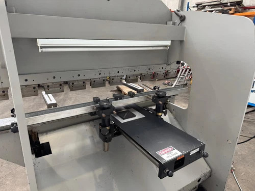 Morgan Rushworth PB2050/3 Hydraulic Press Brake, photo 7