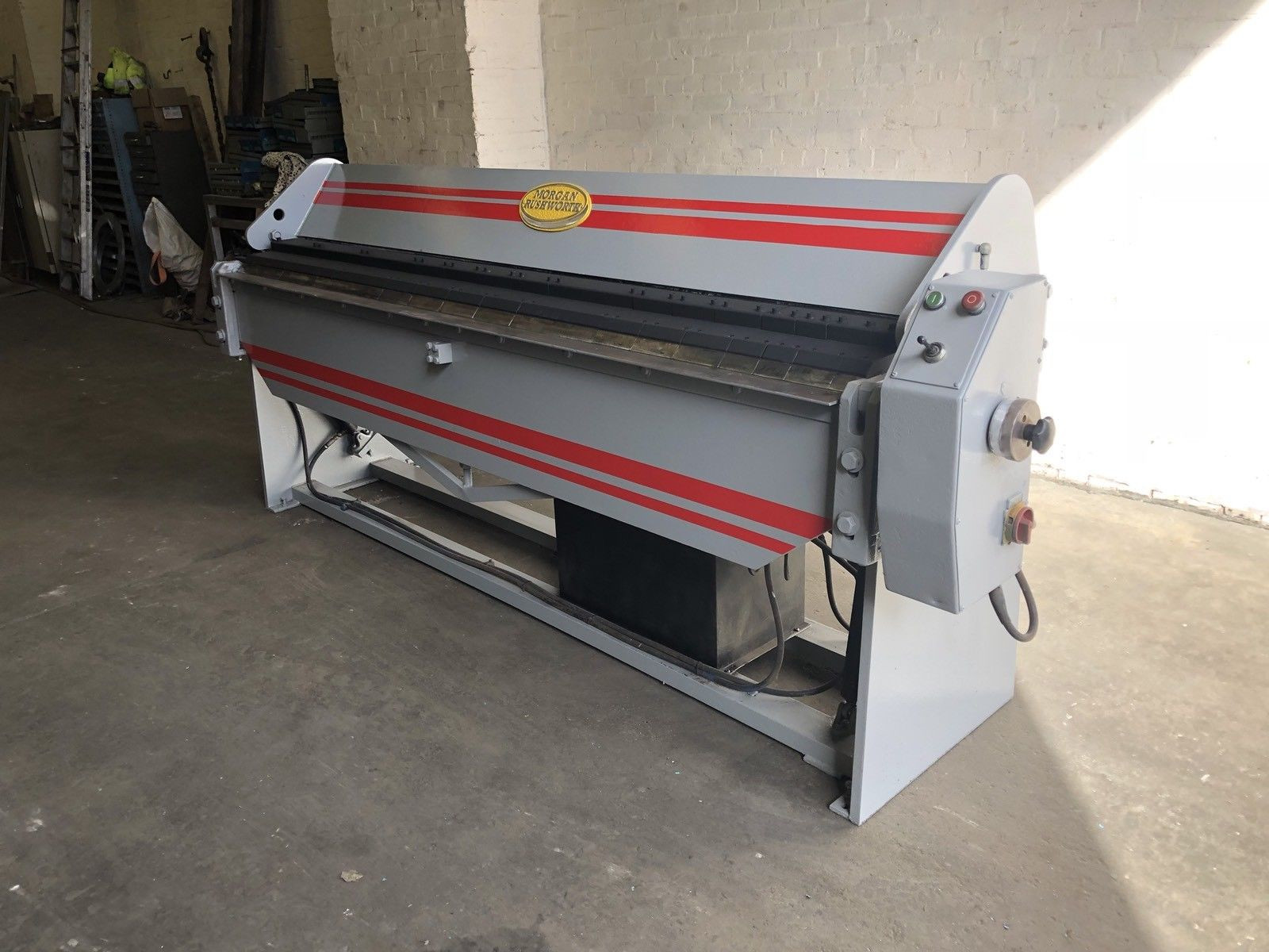 Morgan Rushworth Powered Box & Pan Folder