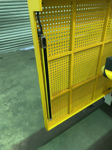 Morgan Rushworth RGMS 1350/3 Sheet Metal Guillotine, photo 3
