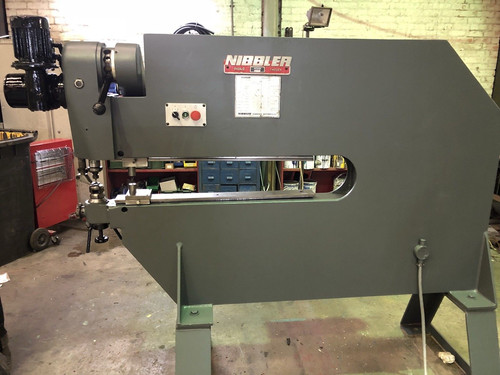 NIBBLER (Sweden) Sheet Metal Nibbling Machine, photo 4