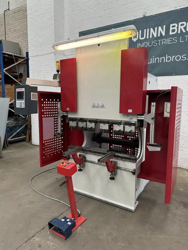 Press & Shear Baikal APHS 1254 X 35 CNC Press Brake, photo 5