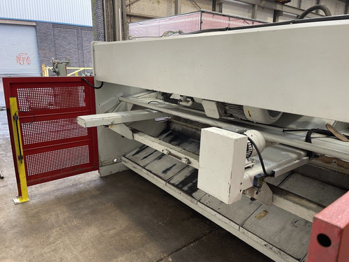 Press & Shear (Baykal) MGH 3110 Hydraulic Sheet Metal Guillotine, photo 8