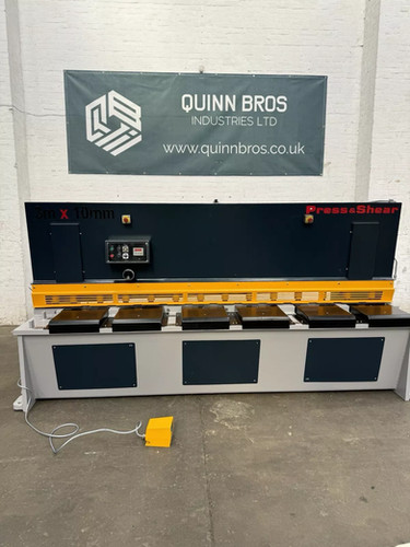 Press & Shear (DURMA) SHGM 3010 Hydraulic Sheet Metal Guillotine