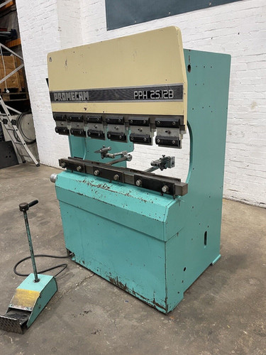 Promecam PPH 2512B Hydraulic Press Brake, photo 4