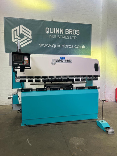 Promecam RG3525 Cnc Press Brake, photo 2