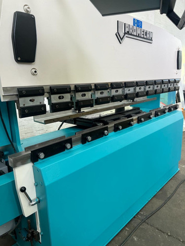 Promecam RG3525 Cnc Press Brake, photo 6