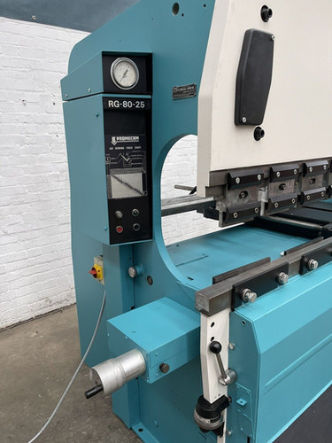 Promecam RG8025 Hydraulic press brake, photo 2