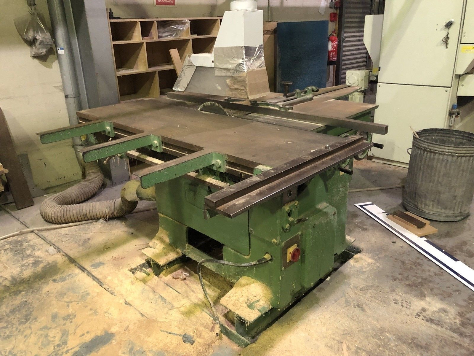 Robinson ETE-E Sliding Table Saw (Blade 18”)
