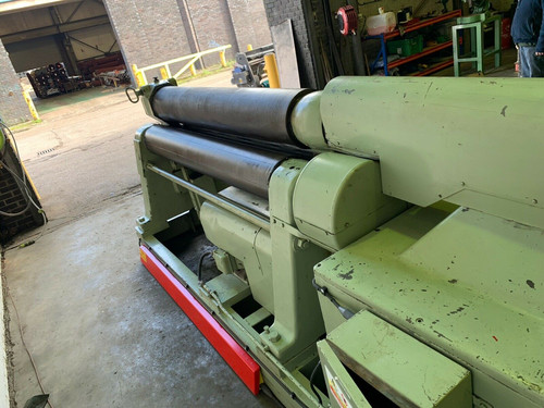 Rushworth Powered Pyramid Bending Slip Rolls, photo 5