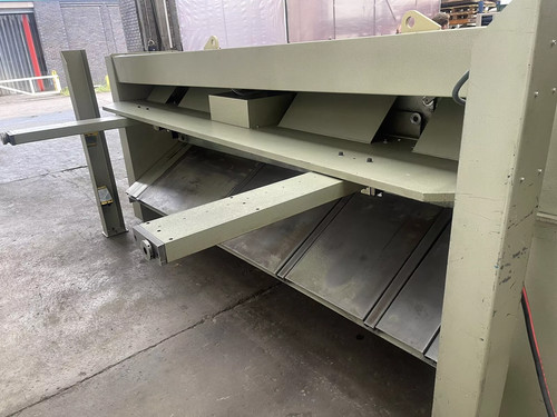 SAFAN HVR 310-4 TS Sheet Metal Guillotine, photo 7
