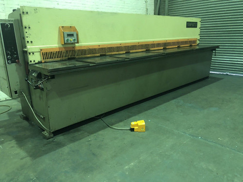 Safan Hydraulic Guillotine 4.3m x 3mm, photo 4