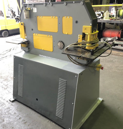 Sahinler HKM 45 Hydraulic Universal Iron Worker, photo 2