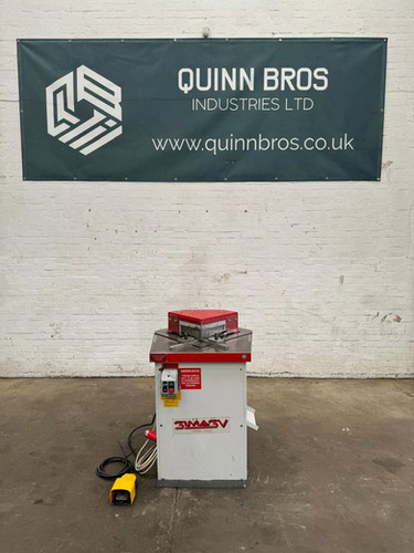 SIMASV (Italy) AF224B Hydraulic Corner Notcher