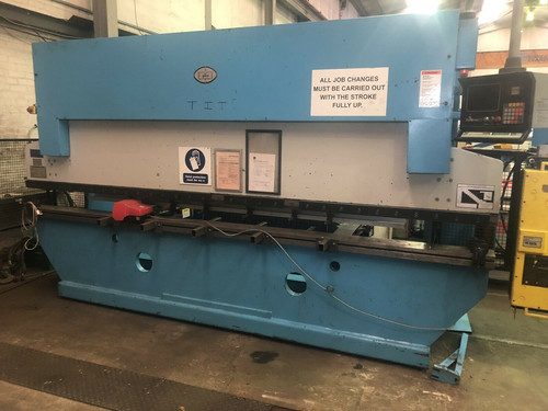 Simeron 4m CNC Hydraulic Press Brake, photo 8