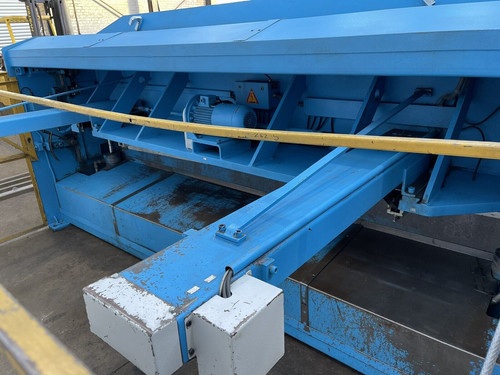 Simeron FGH 630 Hydraulic Sheet Metal Guillotine, photo 5