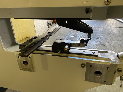 SMT Pullmax P21 Nibbler, photo 8