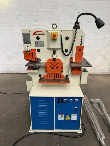 Sunrise IW45K Universal Hydraulic Ironworker, photo 2