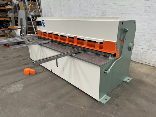 Triumph 2504 Hydraulic Sheet Metal Guillotine, photo 6